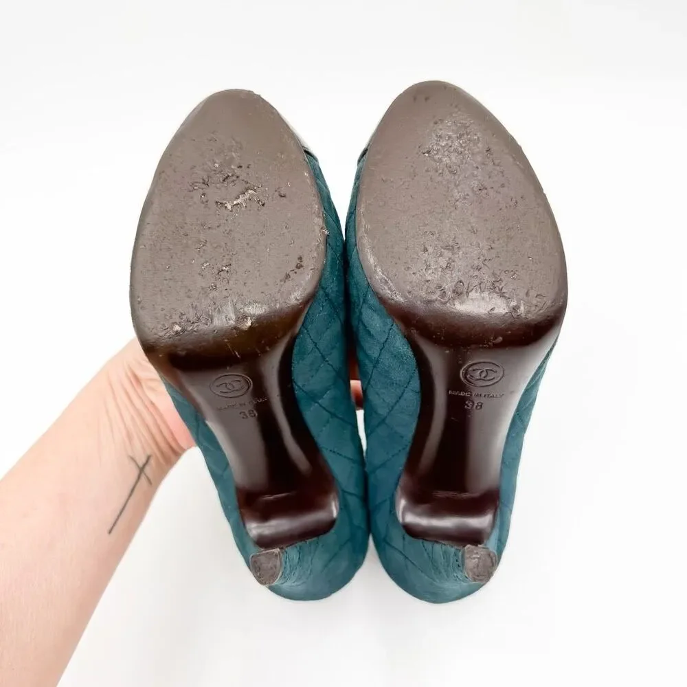 Chanel Teal Quilted Suede Cap Toe Pumps CC Logo Stiletto Heels EU 38